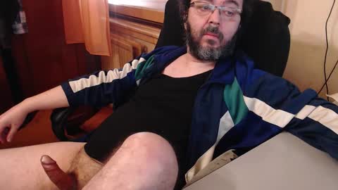 Max online show from November 30, 7:34 am