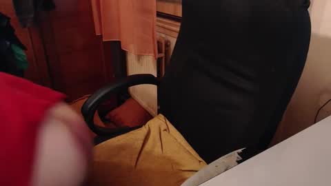 Max online show from January 10, 7:21 am