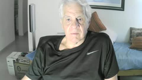 max_2017 online show from January 17, 11:40 pm