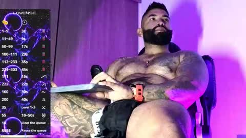 max__prada online show from October 3, 1:46 am