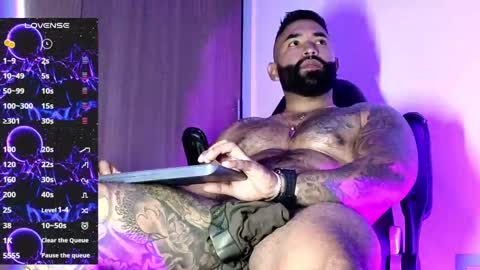 max__prada online show from October 7, 2:20 am