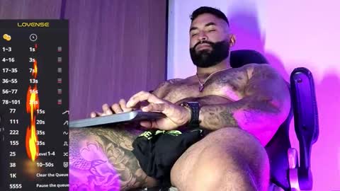 max__prada online show from November 12, 2:01 am