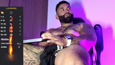 max__prada online show from November 19, 1:49 am