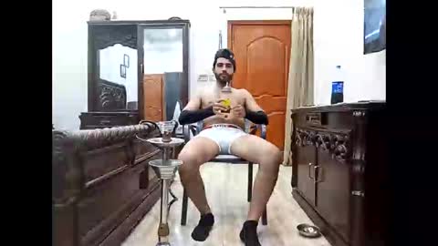 Snapshot of max_crushal chatting on May 26, 1:51 pm max_crushal online show from May 26, 1:51 pm