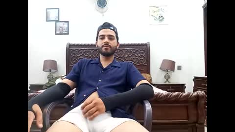 Snapshot of max_crushal chatting on May 28, 12:24 pm max_crushal online show from May 28, 12:24 pm
