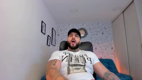 max D. online show from July 16, 12:33 pm
