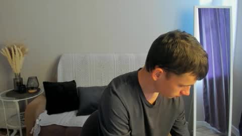 Max online show from September 17, 4:47 am