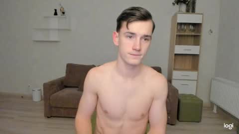 max_foks_ online show from March 17, 4:54 pm