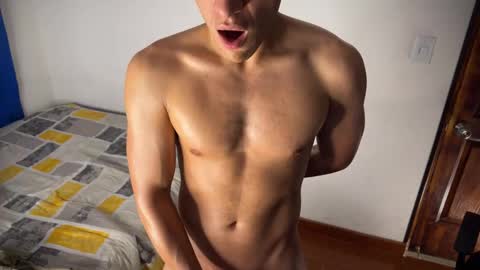 Max Lancaster online show from January 26, 3:17 am