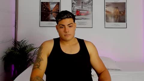 MAX MIULLER online show from October 16, 2:45 am