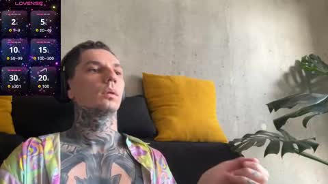    online show from November 2, 5:43 am