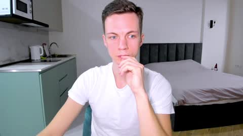 Max  online show from January 21, 1:43 pm