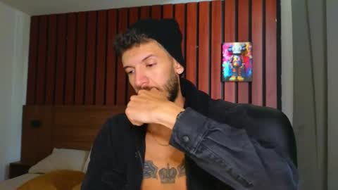 Max Taylor online show from February 6, 9:07 pm