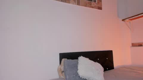 Snapshot of max_valiant chatting on September 13, 11:37 pm max online show from September 13, 11:37 pm