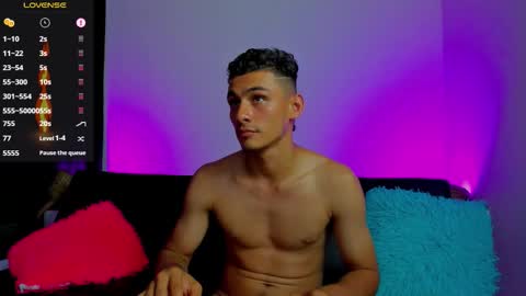 MAX     online show from January 17, 11:37 am