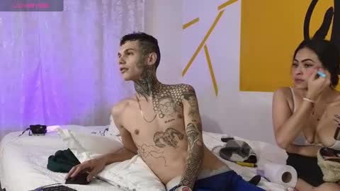 Snapshot of maxandalyn_ chatting on January 18, 8:19 pm Max Dalyn online show from January 18, 8:19 pm