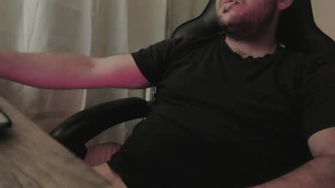 Snapshot of maxcamlove chatting on July 2, 1:05 am maxcamlove online show from July 2, 1:05 am