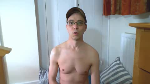 Max Davies online show from March 12, 3:18 pm