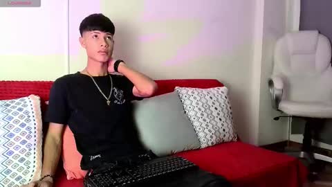 Snapshot of maxfont chatting on October 4, 7:12 pm maxfont online show from October 4, 7:12 pm