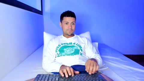 MAXI      online show from March 6, 2:19 am