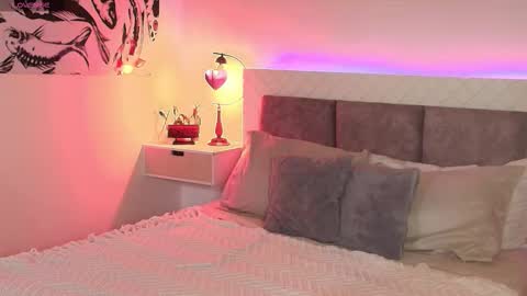 Max online show from March 1, 2:35 am