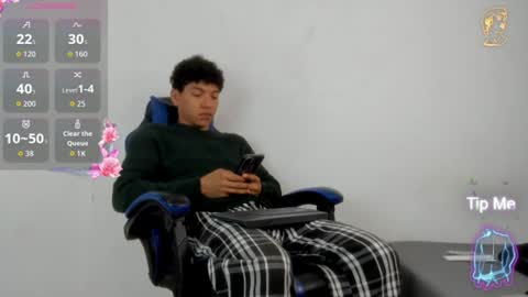 Maximiliano online show from June 13, 12:36 pm
