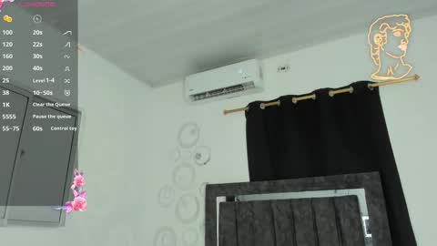 Maximiliano online show from March 6, 8:27 pm