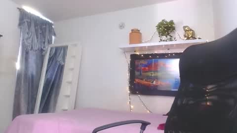 maximo_ston online show from March 11, 7:31 pm