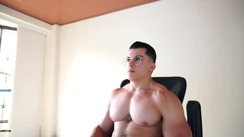 Sebastian online show from January 15, 9:29 pm