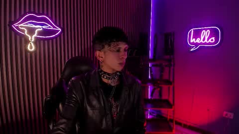 MAXIMO online show from March 20, 3:11 am