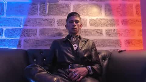 MAXIMO online show from March 22, 12:36 am