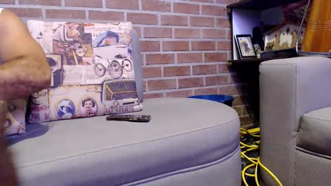 maximotorricelli online show from February 14, 1:45 am