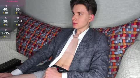 Max online show from February 6, 12:54 am