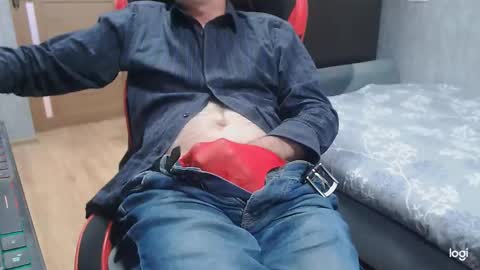 maximus3334 online show from November 11, 11:21 am