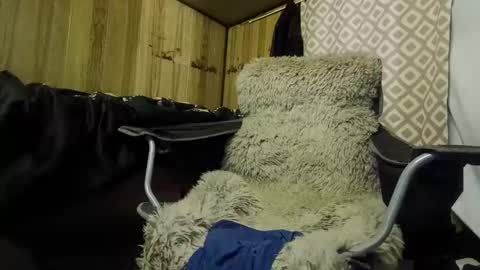 Snapshot of maximus_oreally chatting on March 1, 12:01 pm Max online show from March 1, 12:01 pm