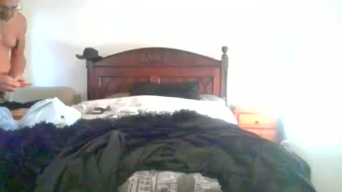 Max online show from February 3, 10:48 pm