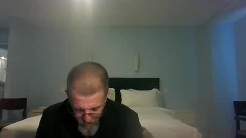 Max online show from May 27, 6:43 am