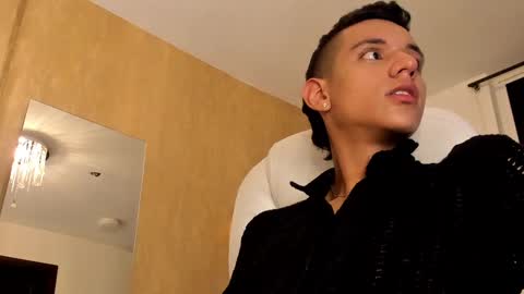 Maximus online show from December 11, 11:21 pm