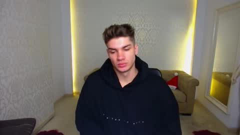 MaxKaiden online show from January 14, 5:35 am