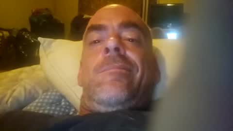 Snapshot of maxlme2721063 chatting on July 28, 4:41 am maxlme2721063 online show from July 28, 4:41 am