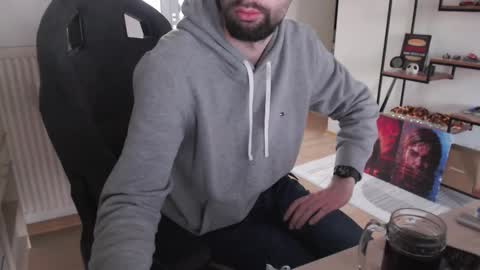 Max online show from January 11, 9:26 am