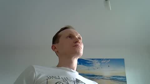 Snapshot of maxrelax90 chatting on May 10, 1:27 pm maxrelax90 online show from May 10, 1:27 pm