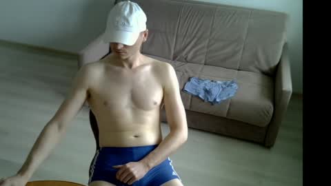 Snapshot of maxrelax90 chatting on May 16, 10:36 am maxrelax90 online show from May 16, 10:36 am
