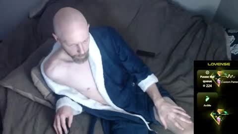 MaxRouger online show from March 2, 4:36 pm