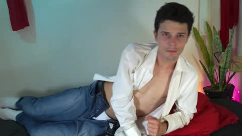 Snapshot of maxtopboy chatting on February 4, 4:26 am Max online show from February 4, 4:26 am