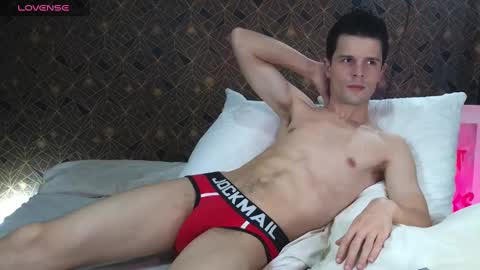 Snapshot of maxtopboy chatting on September 18, 9:11 am Max online show from September 18, 9:11 am