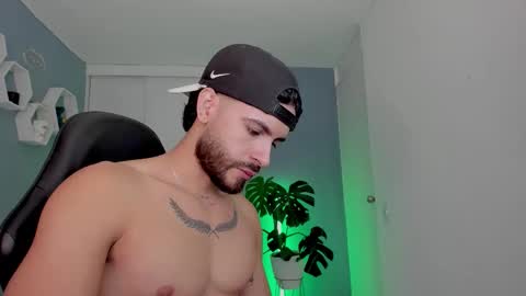 Maxi online show from February 15, 1:24 am