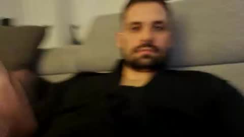 Max online show from November 25, 7:52 am