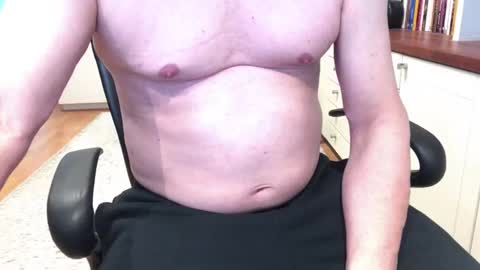 Max online show from February 27, 7:34 am