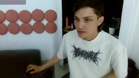 MaxxLouis online show from May 23, 12:09 pm
